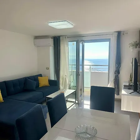 Seafront Blue Duplex Apartman *