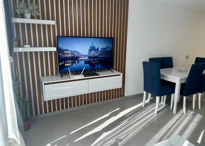 Seafront Blue Duplex 公寓